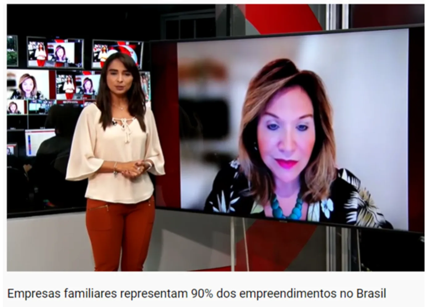 Claudia Elisa em entrevista de TV sobre empresas familiares no Brasil